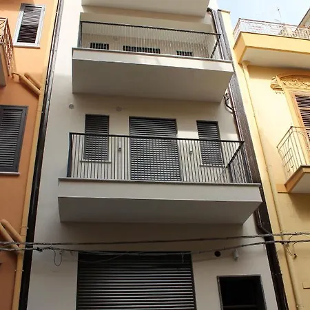 Apartment Cara 128, Appartamentini Nel Cuore Di Bagheria, Piano Primo Bagheria